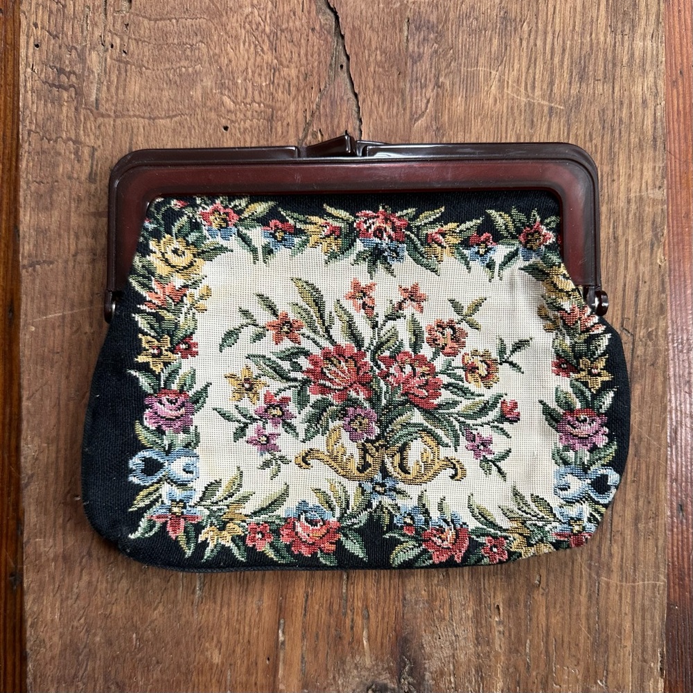 Vintage floral tapestry clutch w lucite frame